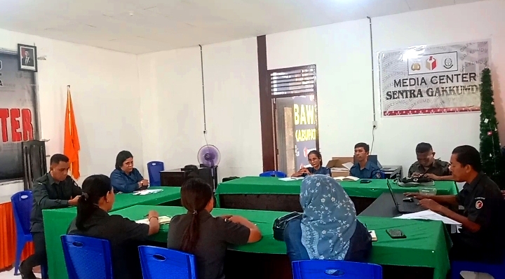 STRATEGI KEHUMASAN EFEKTIF UNTUK MENINGKATKAN CITRA DAN KOMUNIKASI PUBLIK