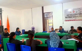 STRATEGI KEHUMASAN EFEKTIF UNTUK MENINGKATKAN CITRA DAN KOMUNIKASI PUBLIK