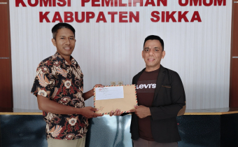 Anggota Bawaslu Sikka Muhajir latif